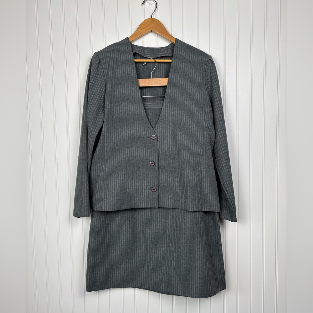 VTG Dutchmaid Gray White Pinstripe Skirt Suit Set Blazer Midi Skirt Womens Sz 14